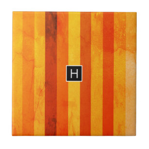Azulejo Warm Weathered Naranja Tiras Rojas Monograma