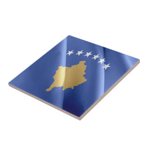 Azulejo zXK002 KOSOVAR ondeando la BANDERA KOSOVO, Europa,