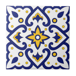 azulejos blancos y dorados en azul