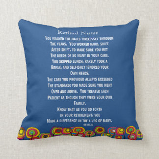 Azules marinos jubilados artsy de la almohada del