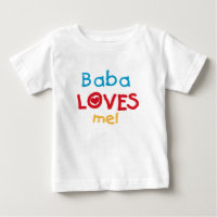 Baba me ama las camisetas y los regalos