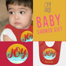 El bebé come con alegría