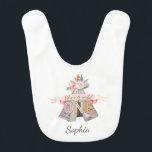 Babero Floral Boho Tribal Teepee Wild One First Birthday<br><div class="desc">Chica Tribal Teepee de primer cumpleaños bib personalizado con flores acuarelas,  plumas,  flechas y tepee. Este diseño femenino es perfecto para una temática rústica de boho de 1er cumpleaños.</div>