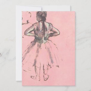 Bailarina vista desde atrás, manos en las caderas 