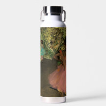 Bailarinas en botella de agua rosa