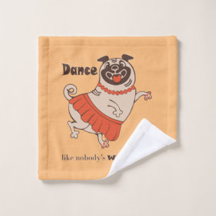 Baile como si nadie viera a Pug Chica