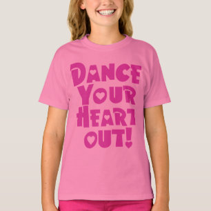 Baile su camiseta de los chicas del corazón hacia