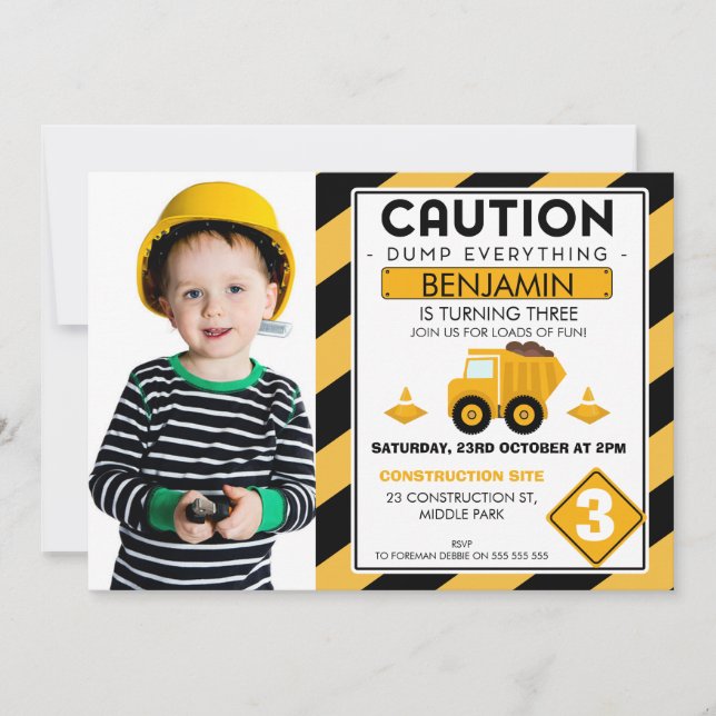 Bajo invitación de cumpleaños con foto de construc (Anverso)