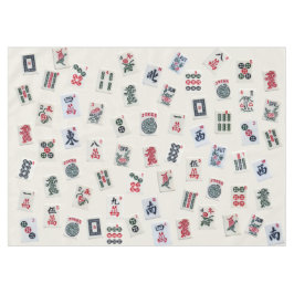 Baldosas de Mahjong en el mantel pastel