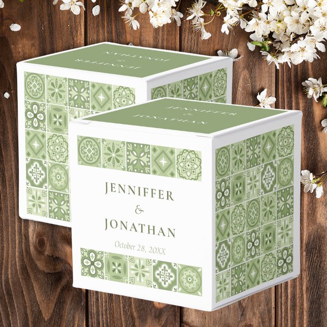 Baldosas verdes españolas caja de favores (Subido por el creador)