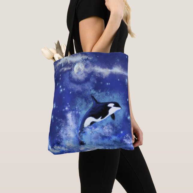 Ballena asesina en bolsa azul de luna llena (Detalle)