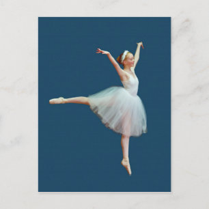 Ballerina bailando con una postal azul