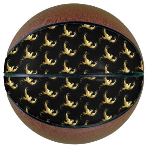 Balón De Baloncesto Ave dorada sobre fondo negro