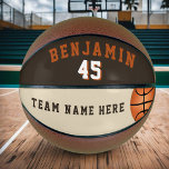 Balón De Baloncesto Baloncesto Personalizado moderno con número de nom<br><div class="desc">Baloncesto Personalizado moderno con número de nombre de equipo. Este baloncesto personalizado y personalizado es un regalo perfecto para jugadores de baloncesto, compañeros de equipo, entrenadores, amigos y familia. Personalízalo con el nombre, número y nombre de tu equipo. Un gran placer para recordar tu deporte favorito. Para personalizar de la...</div>
