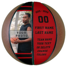 Baloncesto rojo y negro, foto de tamaño completo o