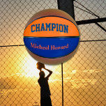 Balón De Baloncesto campeón en azul oscuro y naranja<br><div class="desc">Baloncesto con partes en azul oscuro y naranja con texto " Campeón ". Para los que aman los colores de moda y la diversión. Fácil de personalizar ahora con el nombre de su propio campeón / logotipo del club etc . Diseño frontal y posterior por Alma Wad . _________________________ Naranja...</div>