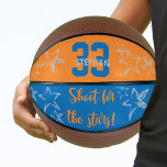 Balón De Baloncesto Disparo por las estrellas Gris Naranja azul person<br><div class="desc">Baloncesto personalizado con una cita motivacional "¡Disparen por las estrellas!". La plantilla está preparada para que añada su nombre y número jersey. Este balón de tamaño completo, de categoría superior, tiene una paleta de colores azul, naranja y gris y está decorado con estrellas dibujadas con doodle. Por favor, navegue por...</div>