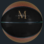 Balón De Baloncesto Elegante Monograma de Oro Negro Guión femenino<br><div class="desc">Elegante Monograma de Oro Negro Guión femenino de baloncesto</div>