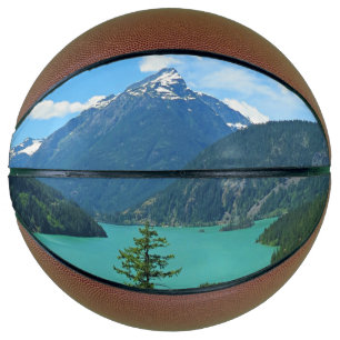 Balón De Baloncesto Lago Turquesa de Montaña Nevada en Washington