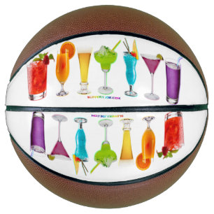 Balón De Baloncesto Los cócteles alcohólicos LGBTQIA gay de SlipperyJo