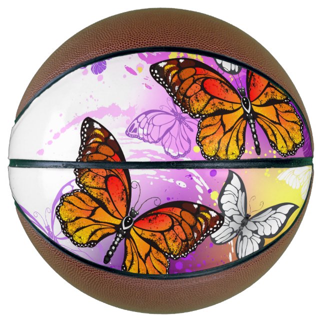 Balón De Baloncesto Mariposas monarcas en fondo morado (Anverso)