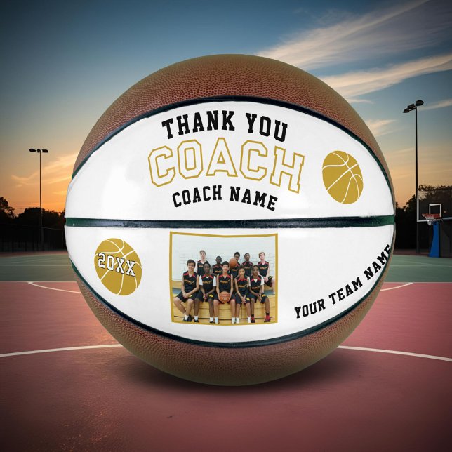 Balón De Baloncesto Moderno Gracias Equipo entrenador Foto Baloncesto (Subido por el creador)