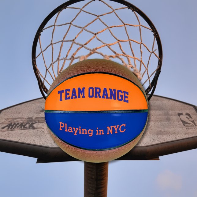Balón De Baloncesto Naranja de equipo - jugando en NYC (Subido por el creador)