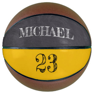 Balón De Baloncesto Nombrado Mini con grabado de pizarra amarilla de m
