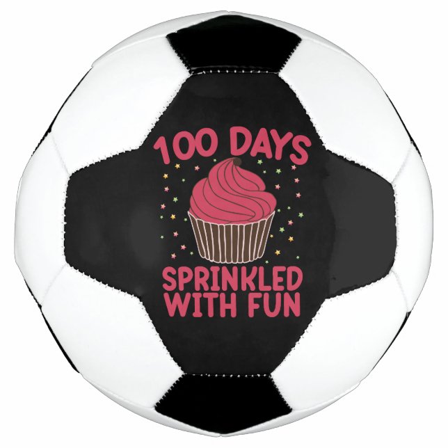 Balón De Fútbol 100 Días Salpicados De Diversión Cupcake Colegiala (Anverso)