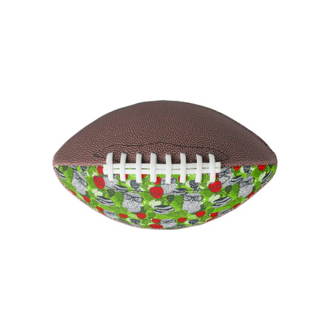 Balón De Fútbol Americano Búho en rosas rojas (Anverso)