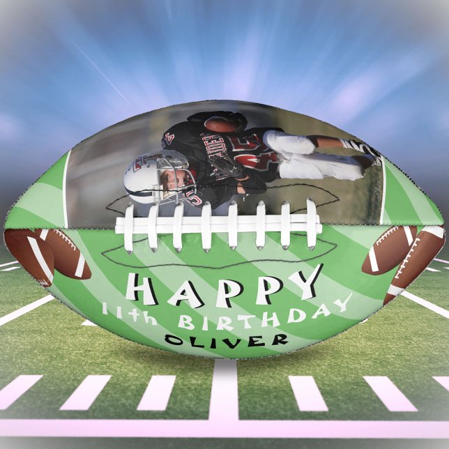 Balón De Fútbol Americano Foto de cumpleaños feliz verde moderno para niños (Subido por el creador)