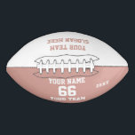 Balón De Fútbol Americano Fútbol rosa Rubor con nombre, número, equipo<br><div class="desc">Crea tu propio personalizado de fútbol rojo blanco con Nombre, Número, Nombre del equipo, Lema y Año. Personalice esta sencilla plantilla clásica de fútbol con su mensaje personalizado, nombre, nombre del equipo y año. Fácilmente lo personaliza para un deporte fresco. Crea tu regalo personalizado único para entrenador, cumpleaños de niño,...</div>