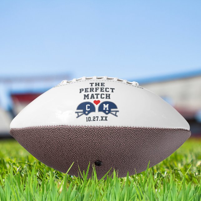 Balón De Fútbol Americano Monograma del Boda de partidos perfecto (Subido por el creador)