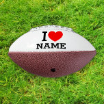 Balón De Fútbol Americano Nombre del corazón<br><div class="desc">Escriba el nombre o texto deseado en la sección de nombres.</div>