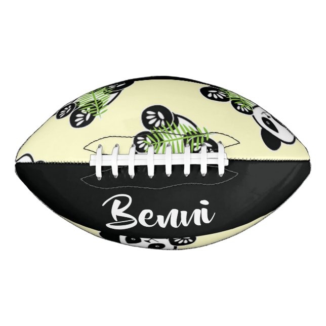 Balón De Fútbol Americano Oso panda con hojas verdes de bambú (Anverso)