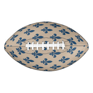 Balón De Fútbol Americano Patrón Fleur de Lis, azul francés real en crema