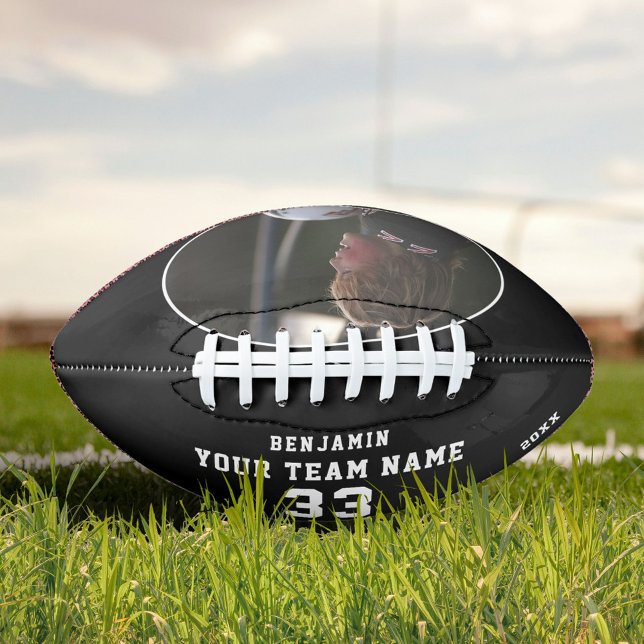 Balón De Fútbol Americano Pequeña foto del equipo con nombre negro de fútbol (Subido por el creador)