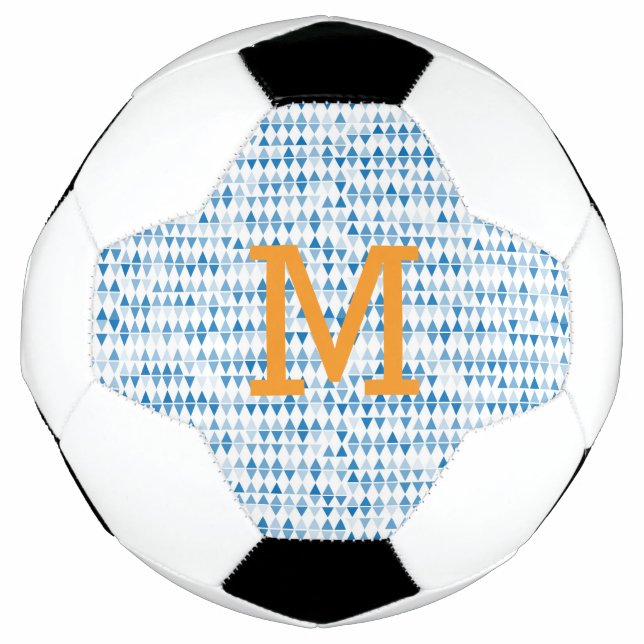 Balón de Fútbol con Patrón de Triángulo Azul – Mon (Anverso)