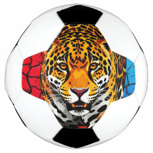 Balón De Fútbol Jaguar sobre fondo de tierra agrietada