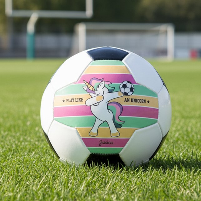 Balón De Fútbol Jugar como un jugador retro de unicornio (Subido por el creador)