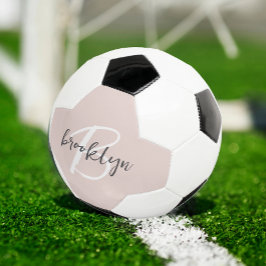 Balón De Fútbol Monograma de nombre con escritura moderna en rosa 