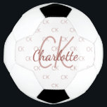 Balón De Fútbol Nombre de las iniciales del monograma de oro de ro<br><div class="desc">Un elegante fondo blanco y un texto de color dorado subió. Personalice y agregue sus iniciales y nombre de monograma. Las iniciales de su monograma como patrón de fondo.</div>