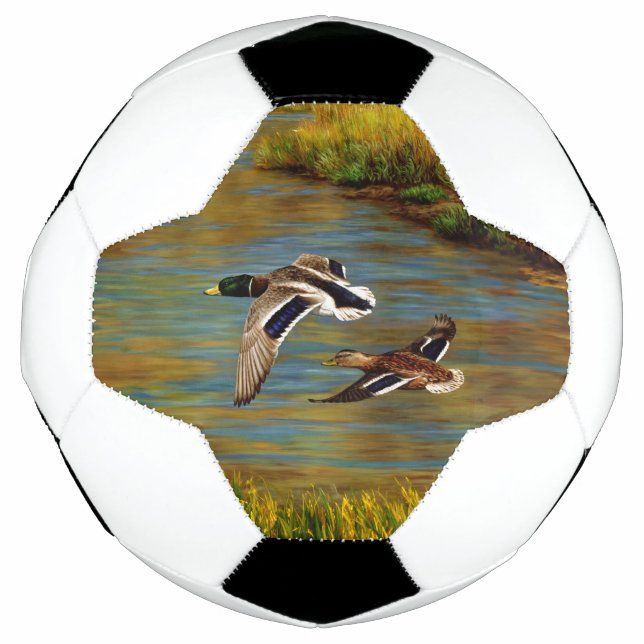 Balón De Fútbol Patos Mallard Volando Sobre El Estanque (Anverso)