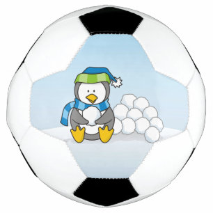 Balón De Fútbol Pingüino pequeño sentado con bolas de nieve