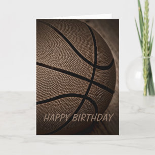 Baloncesto en la tarjeta de cumpleaños feliz de Se