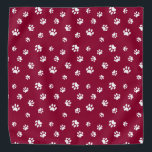 Bandana Dibujos de pintura blanca y divertida patrón rojo<br><div class="desc">Esta divertida bandana tiene hermosas huellas de pata blanca sobre un rico fondo rojo para un divertido pop alucinante! También puede cambiar el color de fondo rojo oscuro y los colores de texto a su favorito.</div>