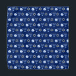 Bandana Hanukkah Blue Menorah Dreidel Pattern Chanukah<br><div class="desc">Guay Hanukkah bandana en azul bonito con un fresco patrón de estrella del judaísmo,  dreidel para divertidos juegos de Chanukah,  y la menorah judía para la festividad.</div>