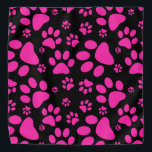 Bandana Impresiones de color rosa y negro<br><div class="desc">¡Huellas! Impresión de patrones con huellas de un perro o gato en diseño gráfico en blanco y negro.</div>