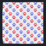 Bandana Impresiones de la pata roja y azul<br><div class="desc">Impresiones de pata rojas y azules - un diseño bonito perfecto para un amante de las mascotas o un mascota!</div>