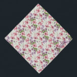 Bandana Mascota de nombres de Mascotas personalizados de p<br><div class="desc">Un patrón floral de bonito,  personalizado con el nombre de su mascota. Decorado con acuarelas color rosa y violeta pastel,  esta bandana le sorprenderá a su mascota. Trate con un pañuelo "Mamá y yo" a juego con tu propio nombre.</div>